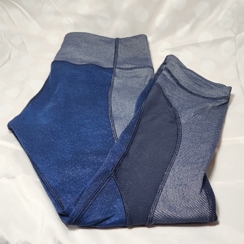Stylish Blue Colorblock Leggings